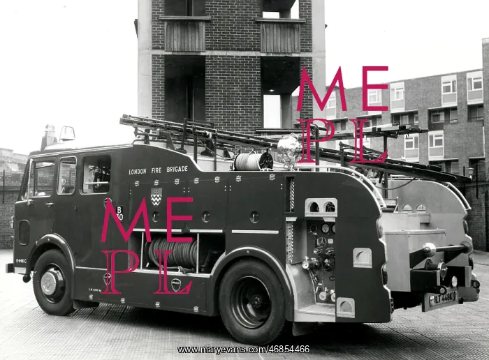 : GLC-LFB - Dual purpose pump fire engine : GLC-LFB - Dual purpose pump fire engine