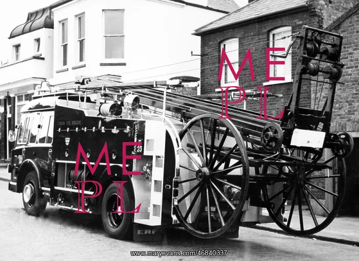 : GLC-LFB ERF diesel pump-escape fire engine : GLC-LFB ERF diesel pump-escape fire engine