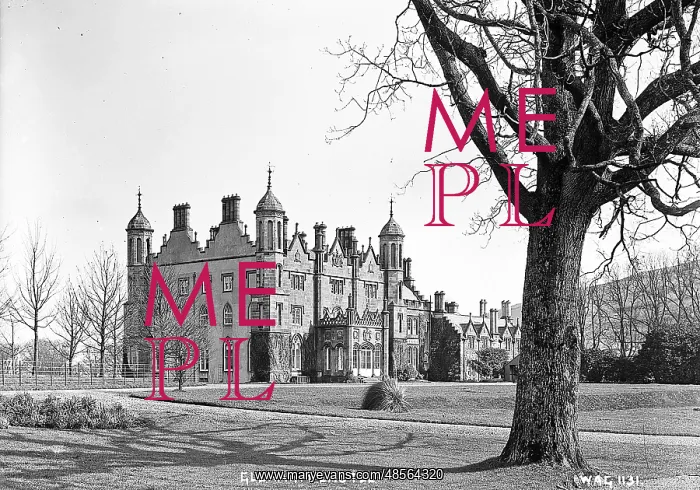 : Glenarm Castle : Glenarm Castle