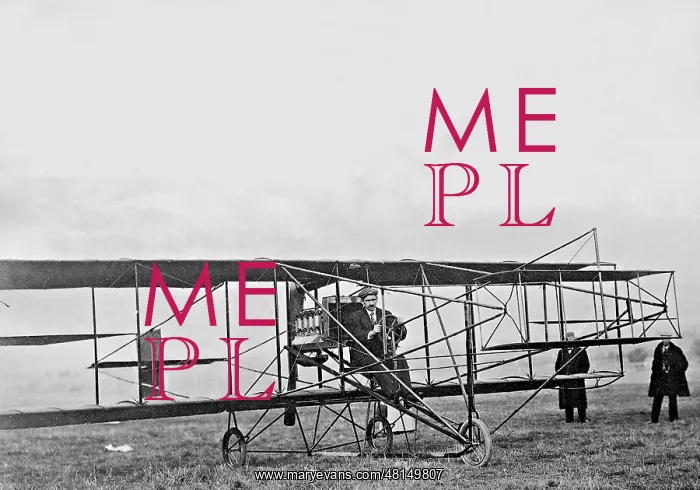 : Glenn Curtiss in his plane, 1910 : Glenn Curtiss in his plane, 1910