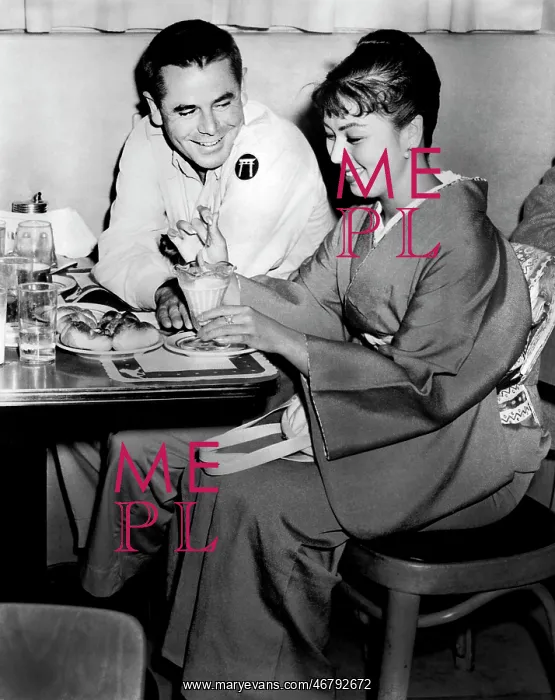 : Glenn Ford - Machiko Kyo : Glenn Ford - Machiko Kyo