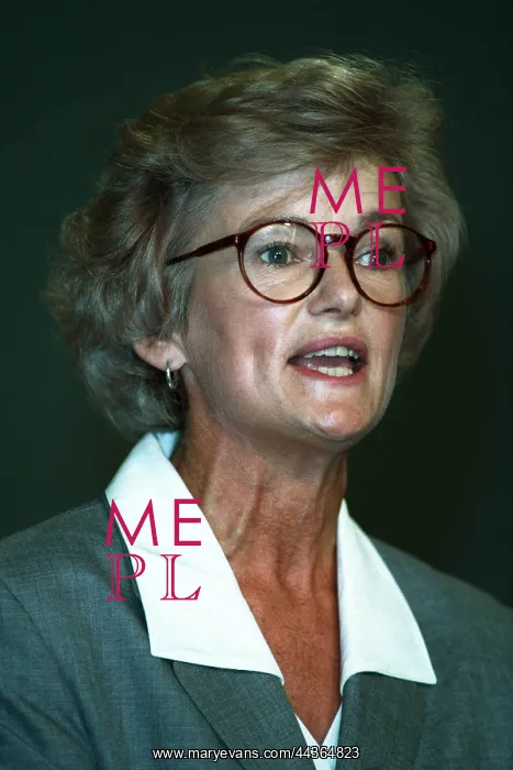  : Glenys Kinnock