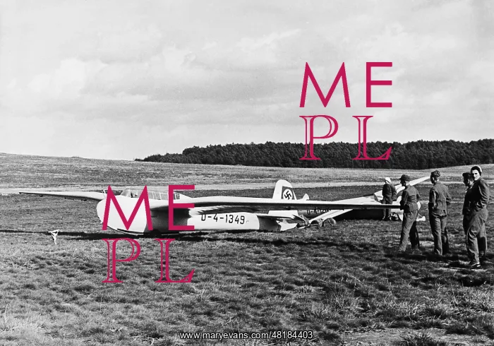  : Glider of the glider school Trebbin, 1940