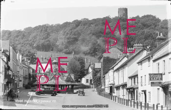 : A Glimpse of Dunster : A Glimpse of Dunster