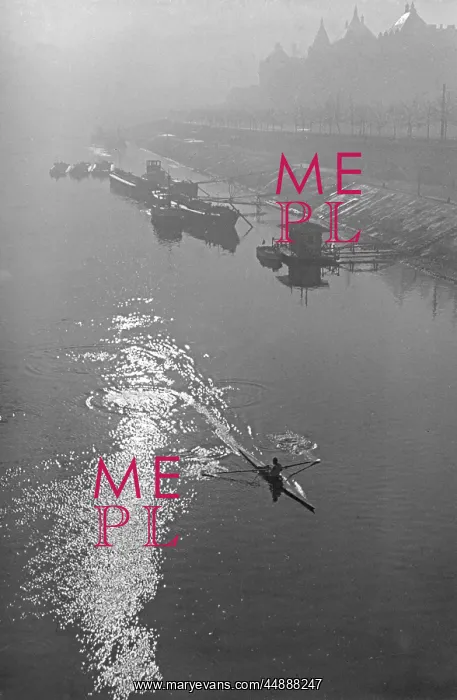 : The Glistening Danube : The Glistening Danube
