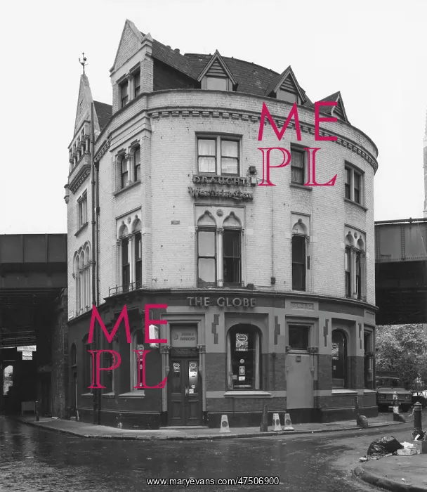: GLOBE PUB, SOUTHWARK : GLOBE PUB, SOUTHWARK