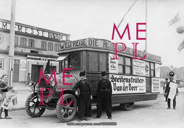  : Globetrotters in Berlin, 1932