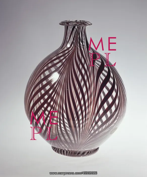 : Globular Vase : Globular Vase