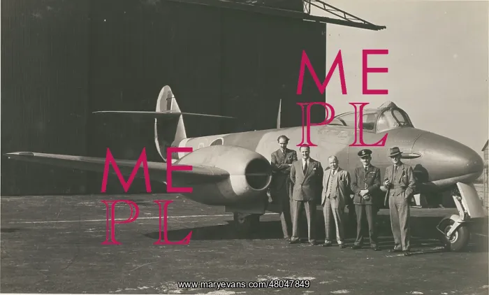 : Gloster F9 / 40 DG205 / G forerunner of the Meteor : Gloster F9 / 40 DG205 / G forerunner of the Meteor