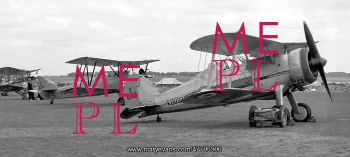 : Gloster Gladiator I G-AMRK - K8032 : Gloster Gladiator I G-AMRK - K8032
