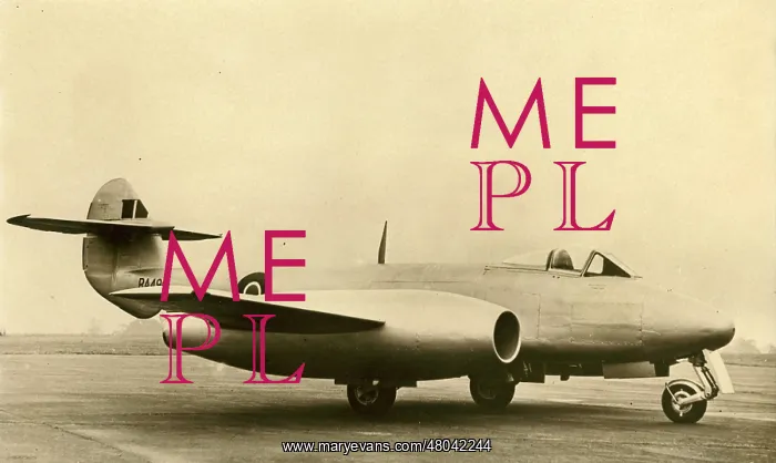 : Gloster Meteor F4 RA490 : Gloster Meteor F4 RA490