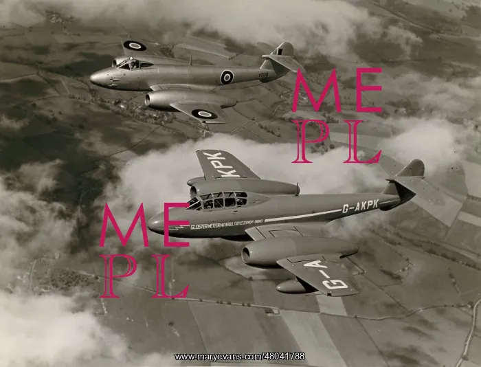 : Gloster Meteor T7 demonstrator, G-AKPK : Gloster Meteor T7 demonstrator, G-AKPK