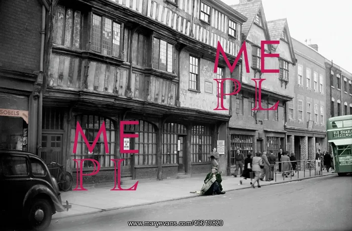  : Gloucester, Bishop Hooper's Lodging and Museum 1949