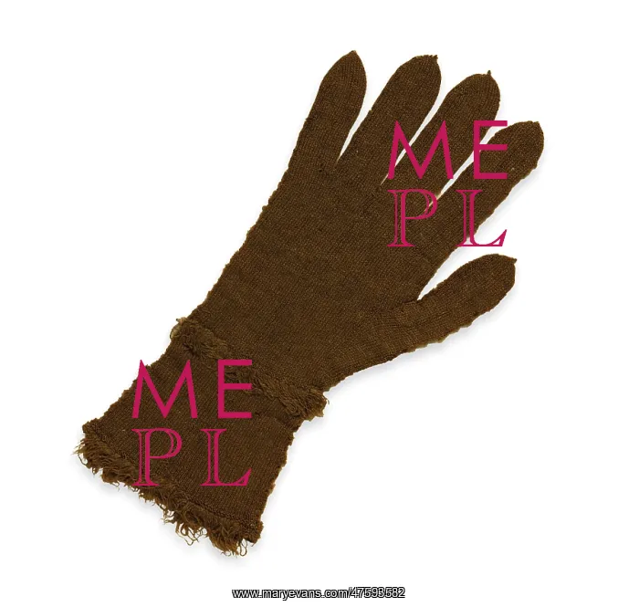 : Glove knitted from the beard threads of the pen shell (Pin : Glove knitted from the beard threads of the pen shell (Pin