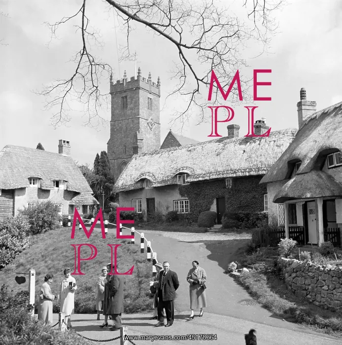 : Godshill. A group of people congregate on Church Hill : Godshill. A group of people congregate on Church Hill