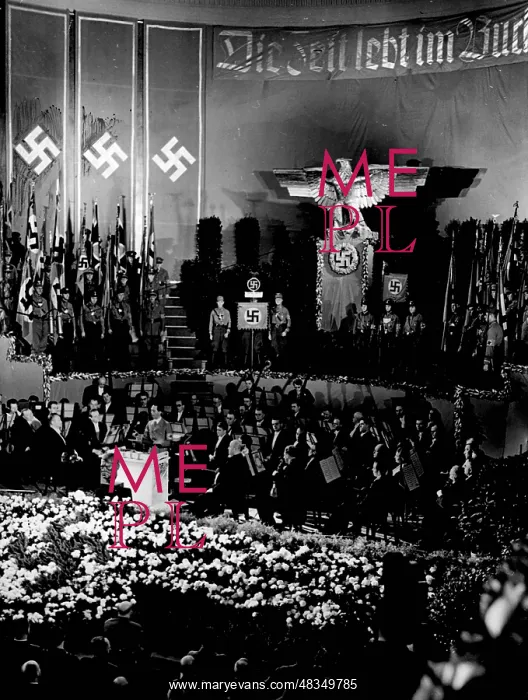 : Goebbels at the opening of the Week of the German Book : Goebbels at the opening of the Week of the German Book