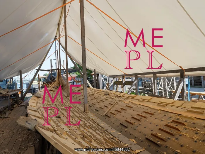 : Gokstad Ship reconstruction, Vikingodden, Tonsberg, Vestfold : Gokstad Ship reconstruction, Vikingodden, Tonsberg, Vestfold