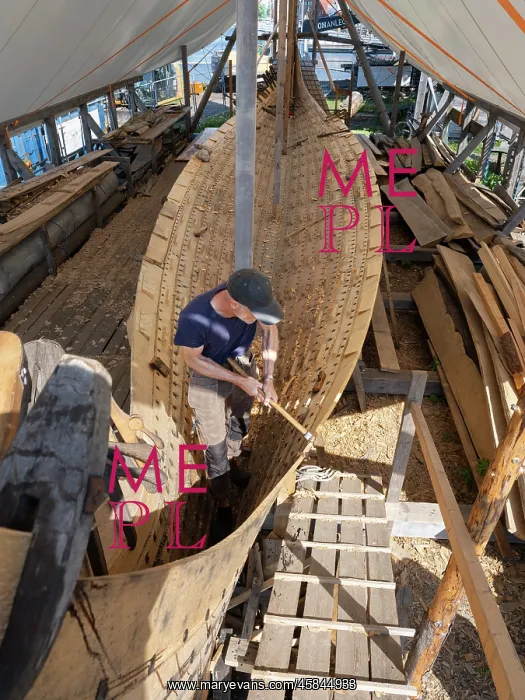 : Gokstad Ship reconstruction, Vikingodden, Tonsberg, Vestfold : Gokstad Ship reconstruction, Vikingodden, Tonsberg, Vestfold