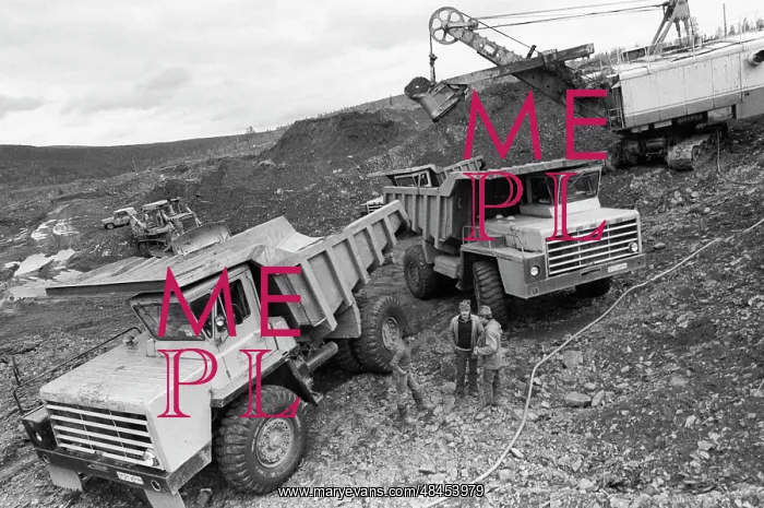 : Gold mining in Irkutsk Region, 1988 : Gold mining in Irkutsk Region, 1988
