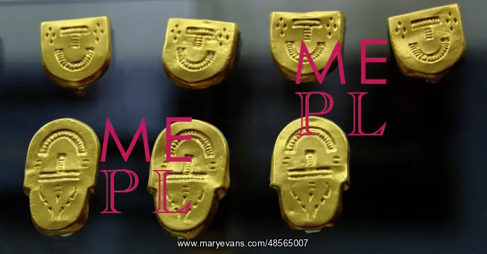 : Gold ornaments of a belt : Gold ornaments of a belt