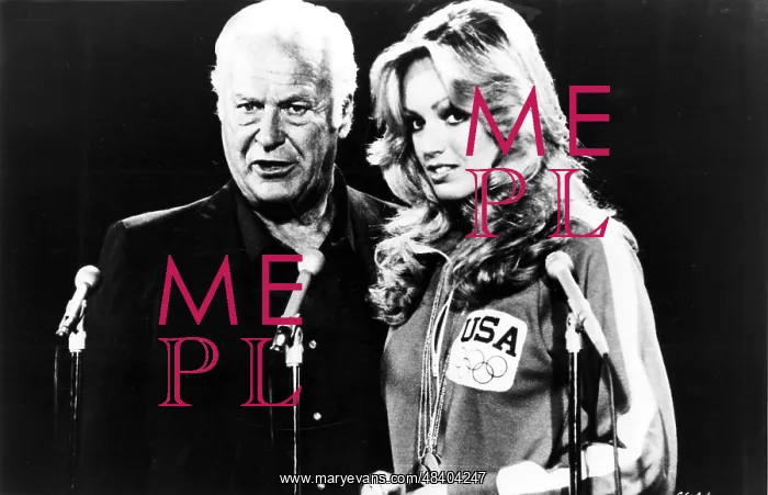 : GOLDEN GIRL : GOLDEN GIRL