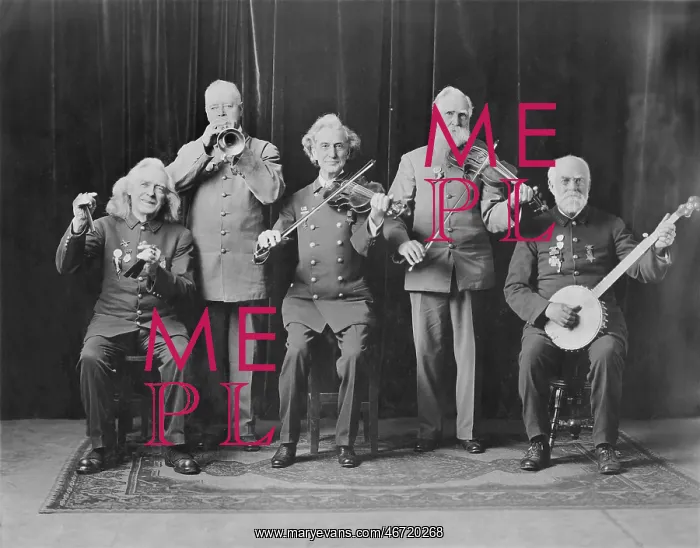 : GOLDEN OLDIES : GOLDEN OLDIES