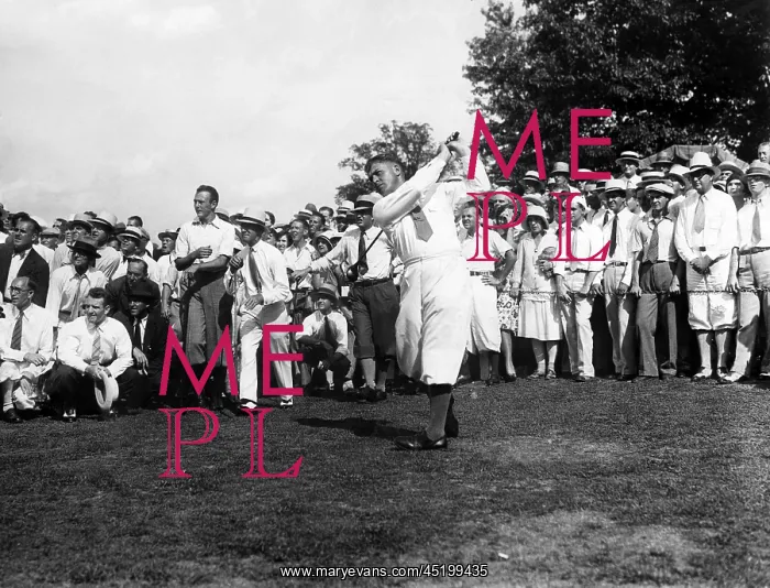 : Golfer Bobby Jones playing an exhibiton ? : Golfer Bobby Jones playing an exhibiton ?