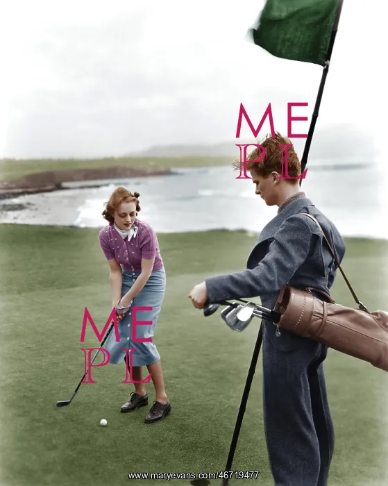 : Golfing on the coast : Golfing on the coast