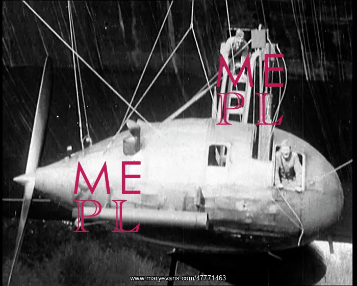  : The Gondola of a Grounded Zeppelin Airship