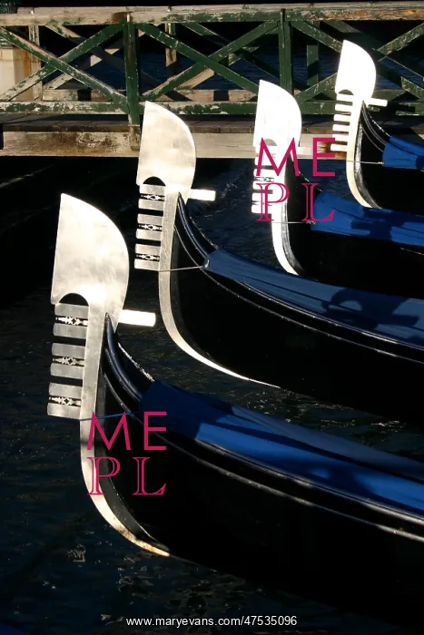  : Gondolas in Venice, Italy