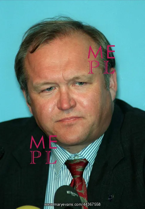  : Goran Persson