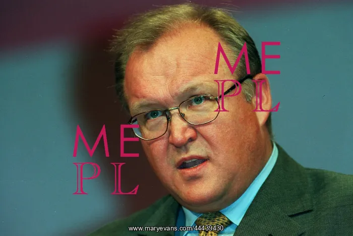  : Goran Persson