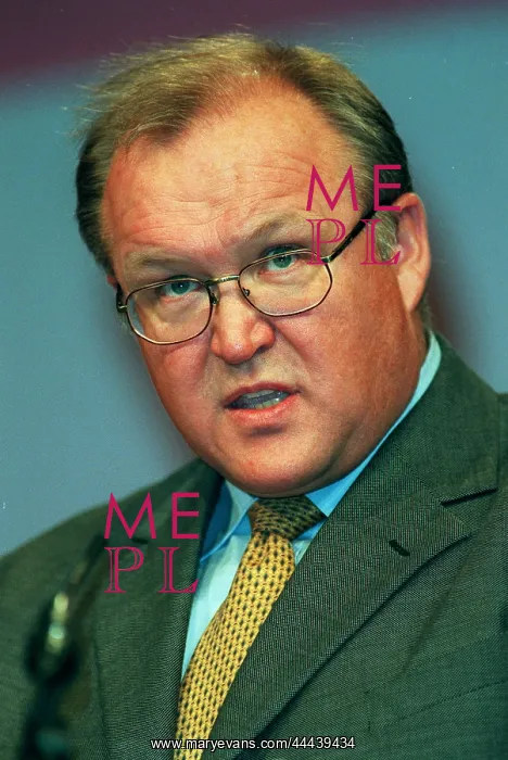  : Goran Persson