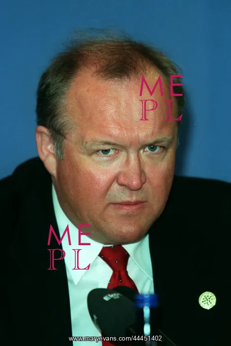  : Goran Persson