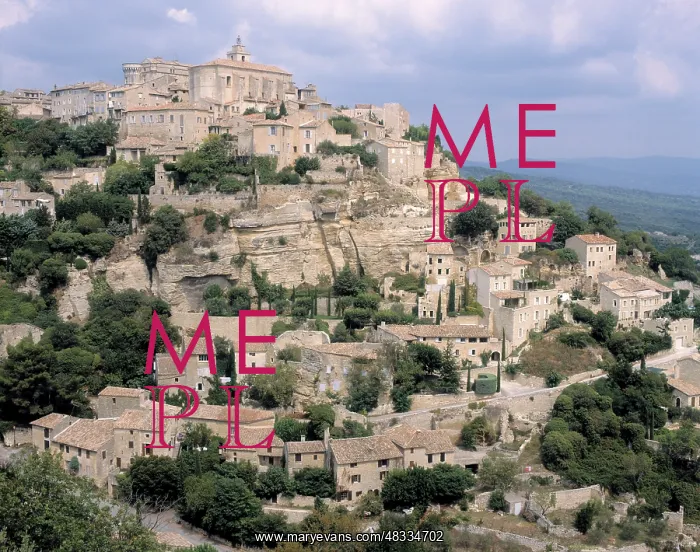 : Gordes. An outstandingly beautiful town that follows the intricate shape of the hill : Gordes. An outstandingly beautiful town that follows the intricate shape of the hill