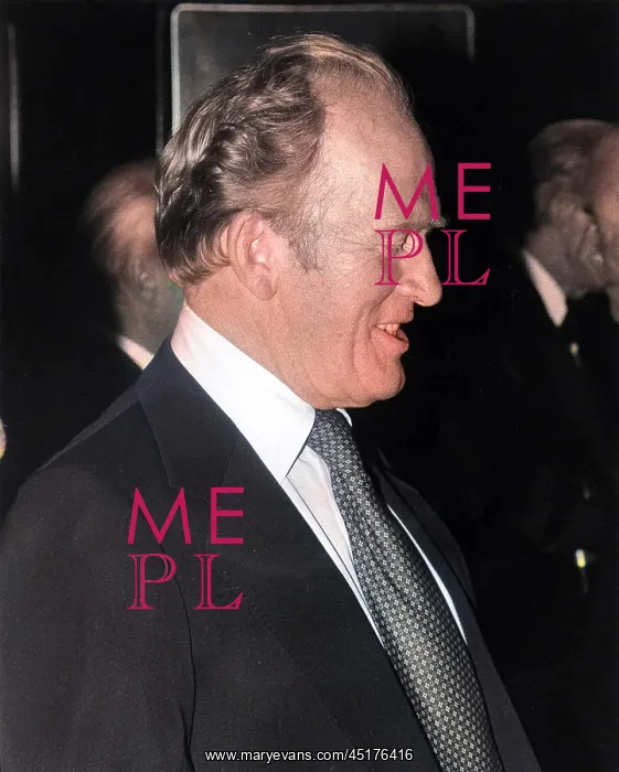  : Gordon Jackson, Scottish actor