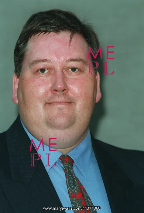  : Gordon Mcmaster MP
