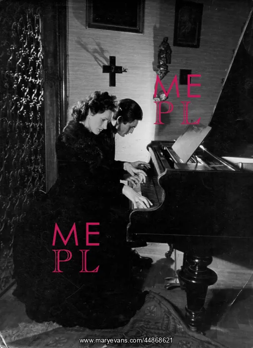  : GOTHIC PIANO DUET