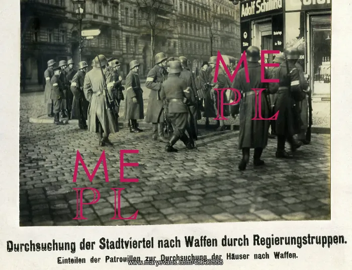 : Government troops in Berlin, 1919 : Government troops in Berlin, 1919