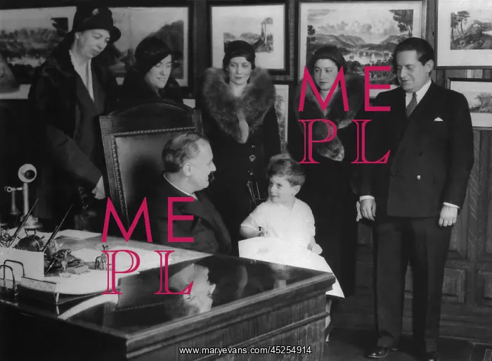: Governor Franklin Roosevelt with Sam Rosenman's : Governor Franklin Roosevelt with Sam Rosenman's