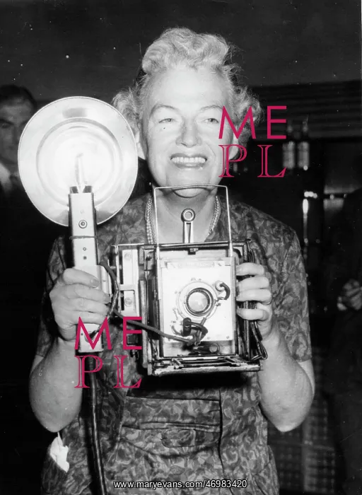 : Gracie Fields, English singer and actress, with camera : Gracie Fields, English singer and actress, with camera