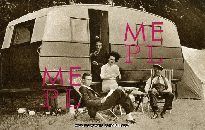 : Gracie Fields, singer and actress, outside her caravan : Gracie Fields, singer and actress, outside her caravan
