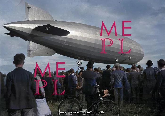 : Graf Zeppelin airship hovering above the ground : Graf Zeppelin airship hovering above the ground