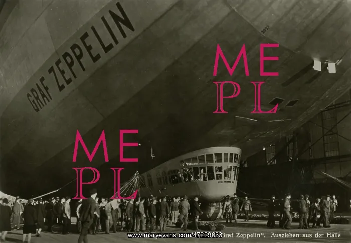 : GRAF ZEPPELIN ON GROUND : GRAF ZEPPELIN ON GROUND