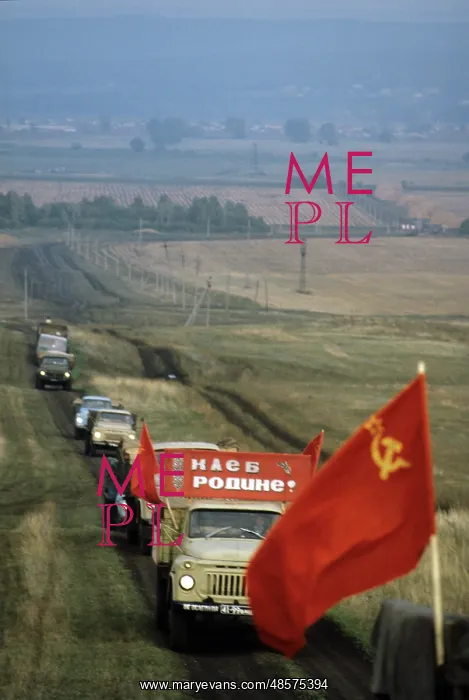 : Grain carriage to elevator, 1983 : Grain carriage to elevator, 1983