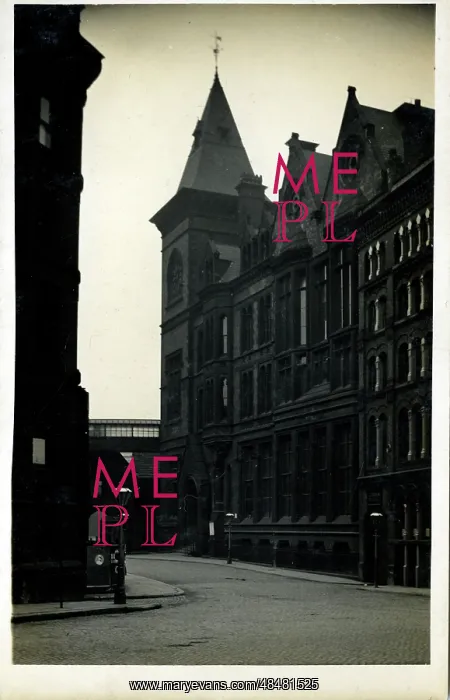 : Grammar School, Manchester, Lancashire : Grammar School, Manchester, Lancashire