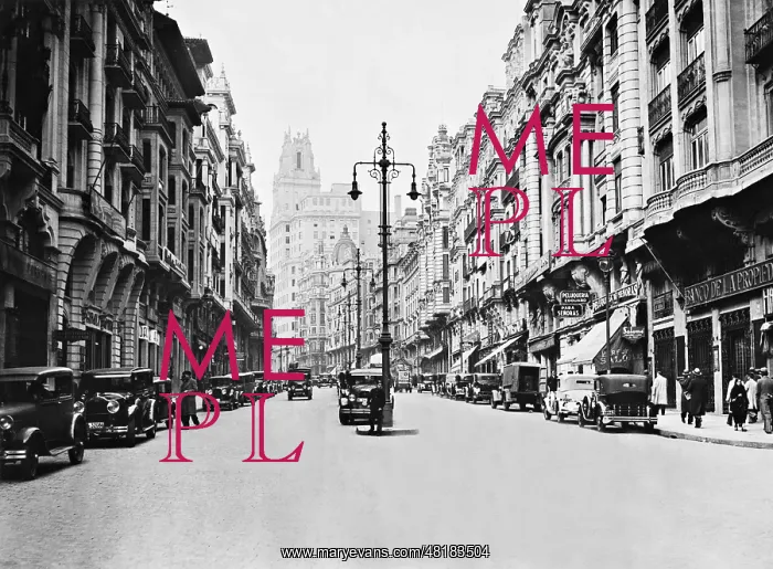 : Gran Via in Madrid, 1934 : Gran Via in Madrid, 1934