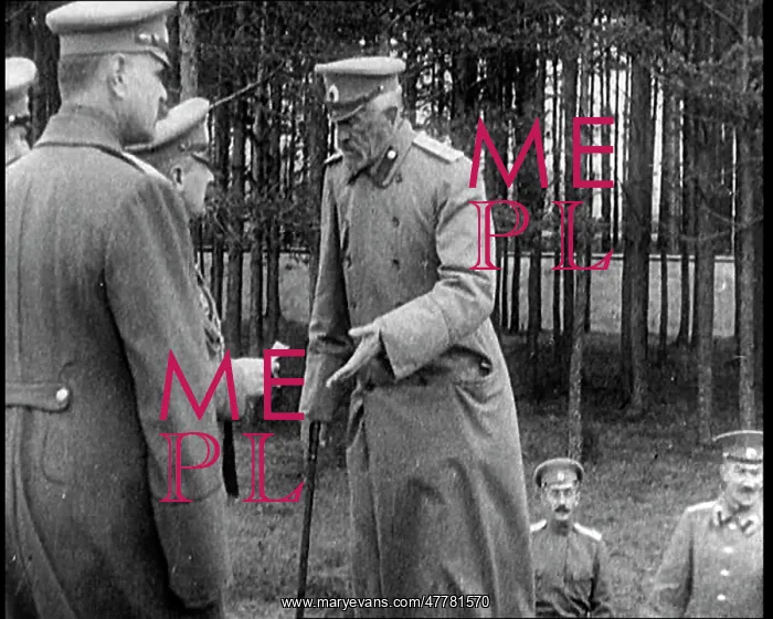 : Grand Duke Nicholas Nikolayevich Talking With : Grand Duke Nicholas Nikolayevich Talking With