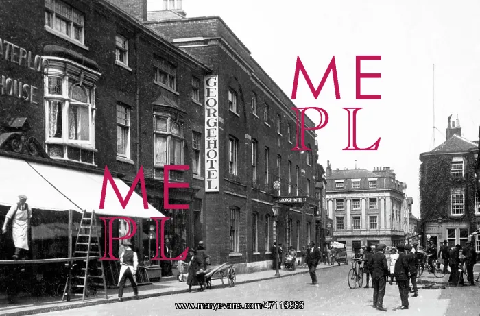  : Grantham High Street early 1900s