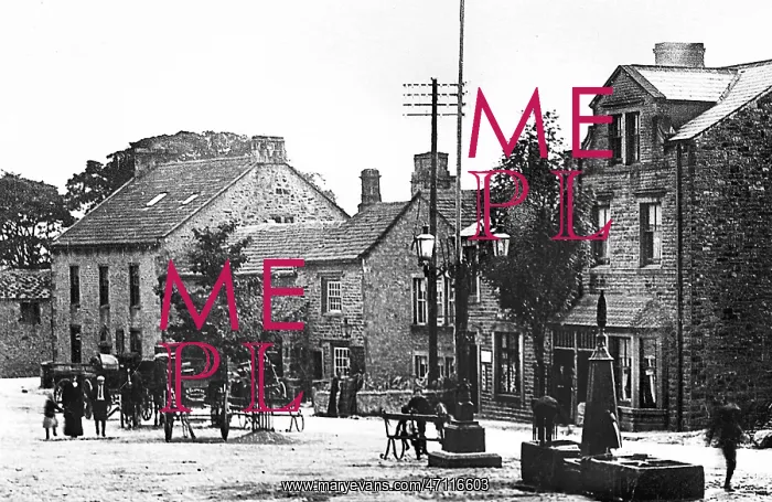  : Grassington, The Square